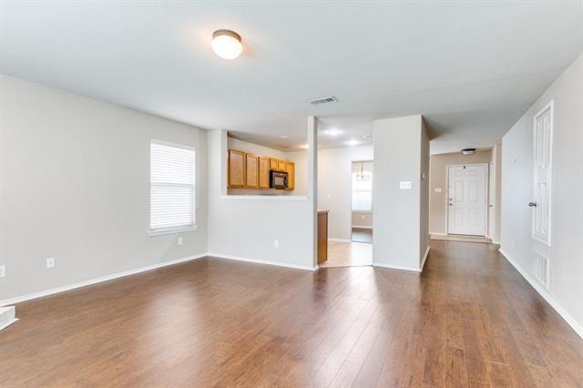 Building Photo - 2417 Grand Rapids Dr