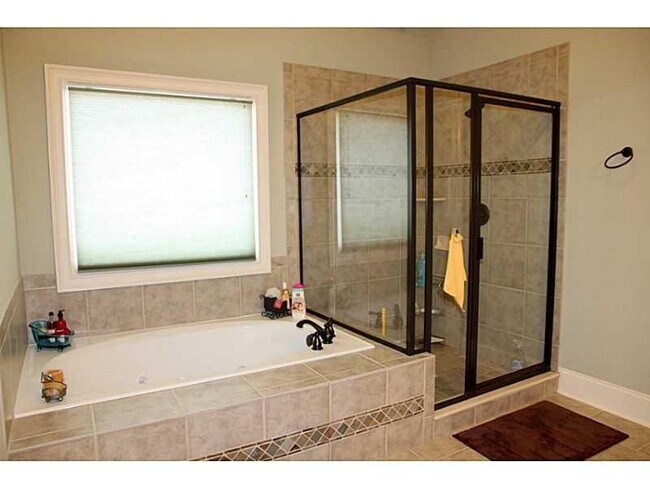 Building Photo - 3414 Willow Glen Trail