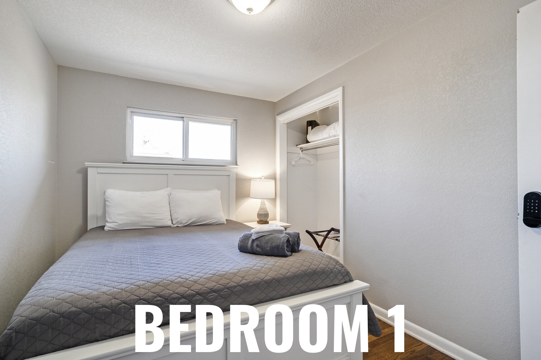 Building Photo - 2300 Lima St