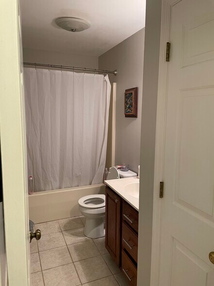 Building Photo - 125 Lost Tree Rd