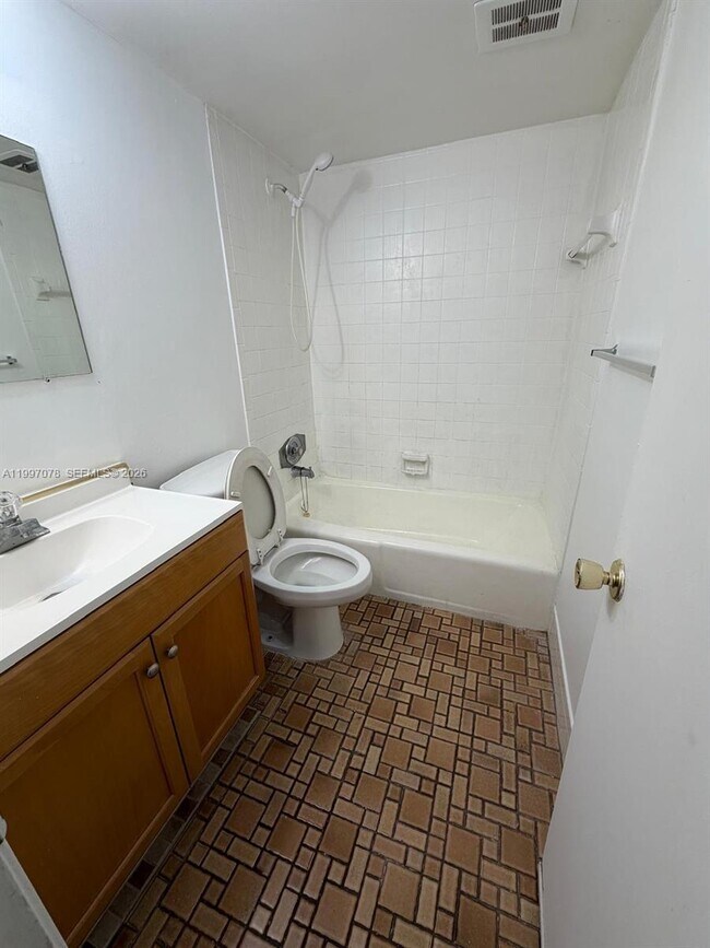 Building Photo - 8704 NW 35th St