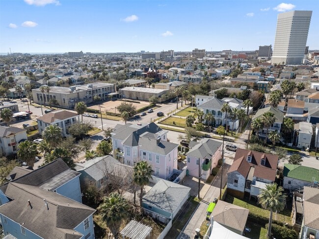 Building Photo - 1422 Market St