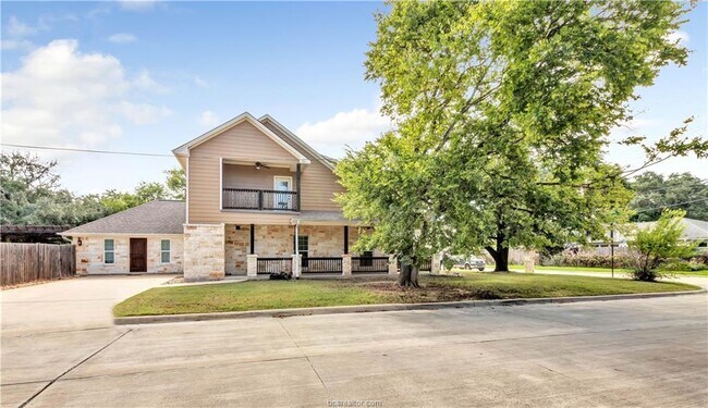 Building Photo - 1001 Welsh Ave