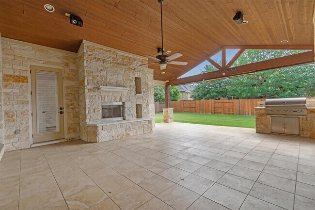 Building Photo - 142 Goodwater Ct