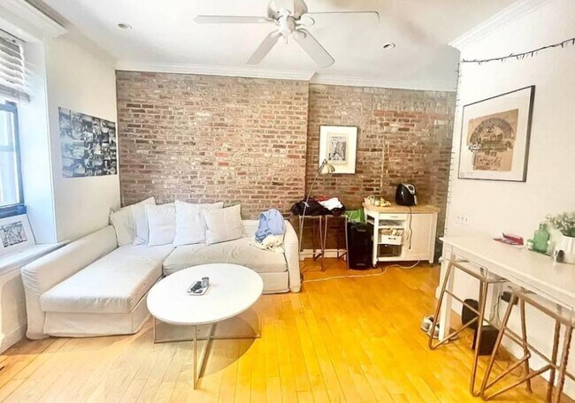 Building Photo - 4 bedroom in New York NY 10003