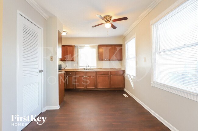 Building Photo - 203 Caddy Ave