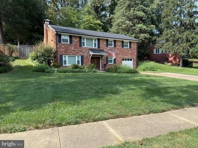 Building Photo - 5608 Heming Ave