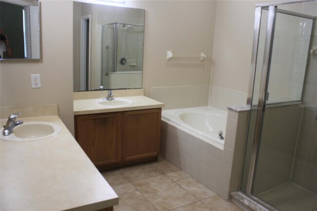 Building Photo - 2616 Eagle Canyon Dr N