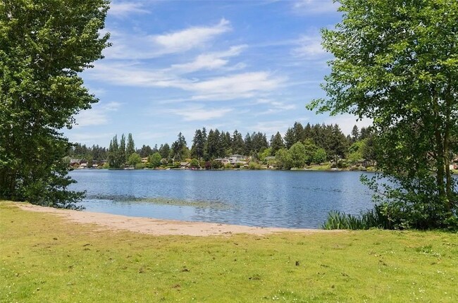 Building Photo - Beautifully updated 1 bedroom next to Bitt...