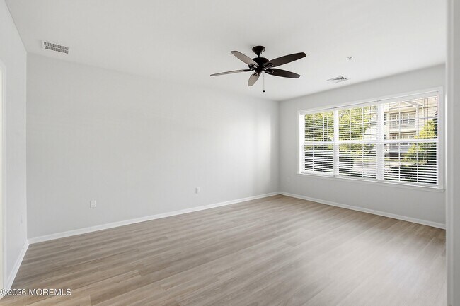 Building Photo - 313 Mill Pond Wy