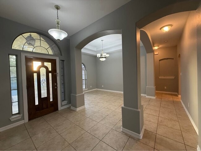 Building Photo - 2204 N 48th St