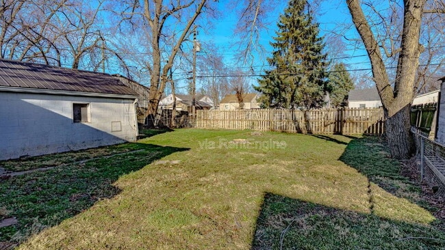 Building Photo - 809 S 29th St