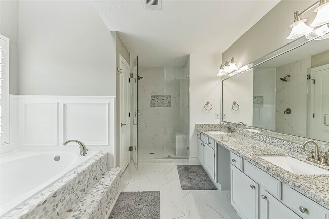 Building Photo - 3911 Cherry Forest Dr