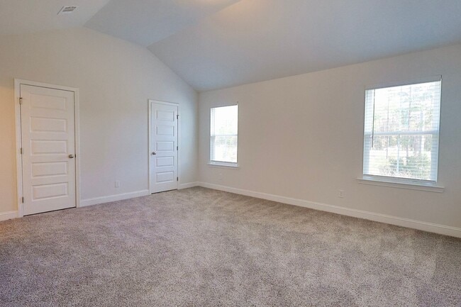 Building Photo - 568 Gov Treutlen Cir