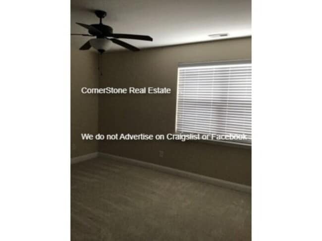 Building Photo - 440 Wood Point Dr