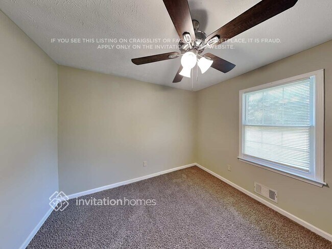 Building Photo - 46 Marion Ln