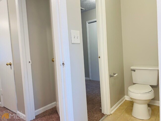 Building Photo - 149 Appleton Blvd