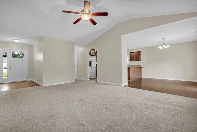 Building Photo - 202 Marsh Haven Dr