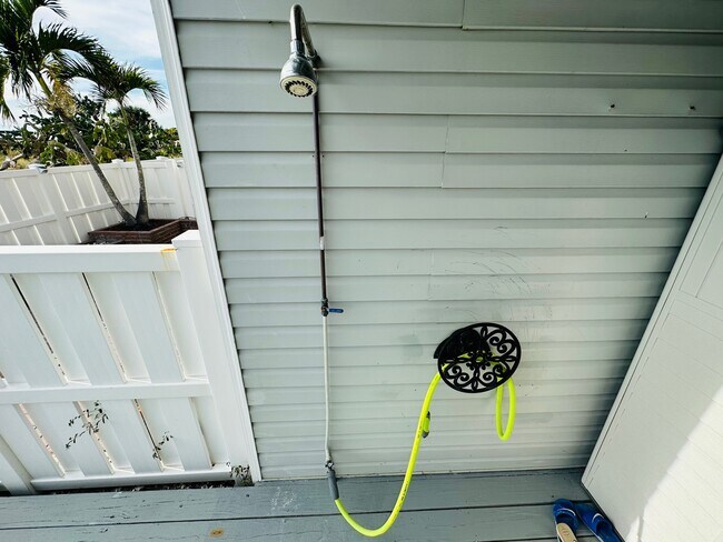 Building Photo - 12274 1st St W