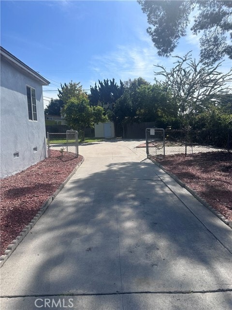 Building Photo - 3801 Legion Ln