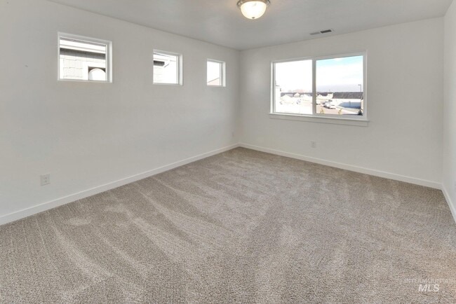 Building Photo - 5738 Cherry Ln