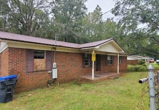 Building Photo - 715 Sherman Ave