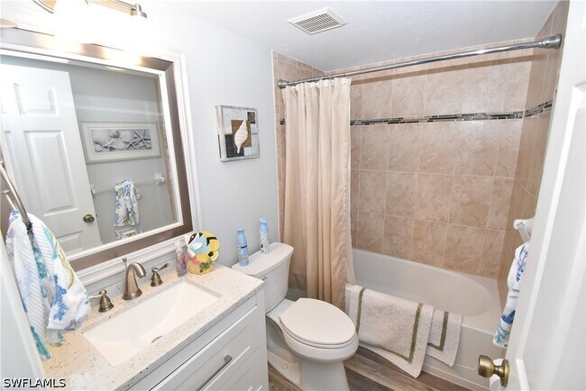 Building Photo - 28231 Pine Haven Way