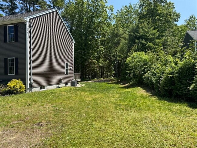 Building Photo - 59 Wenham Rd