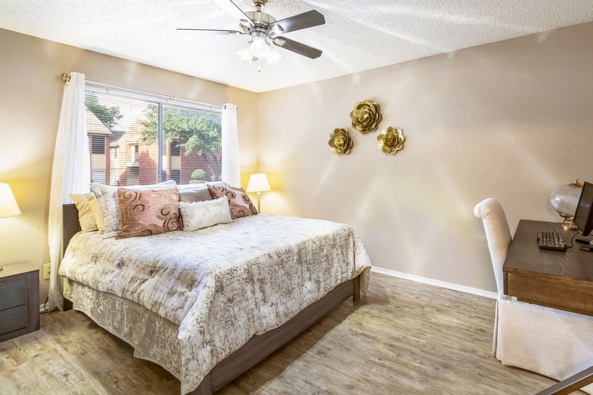 Building Photo - 701 W Longspur Blvd