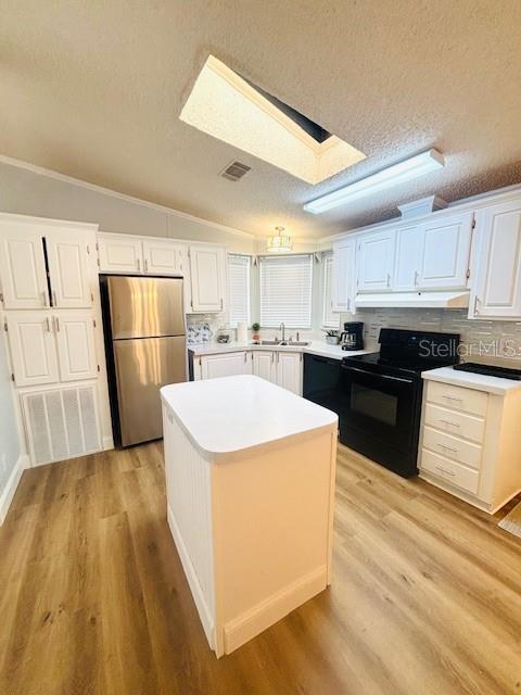 Building Photo - 7112 Pine Needle Ln