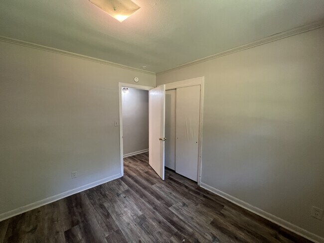 Building Photo - 3152 Bilgray Dr