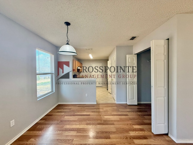 Building Photo - Lease Takeover Opportunity Available!