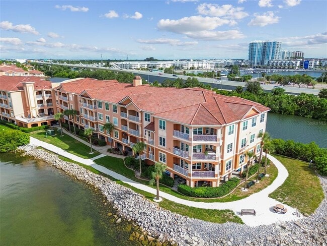 Building Photo - 5000 Culbreath Key Way