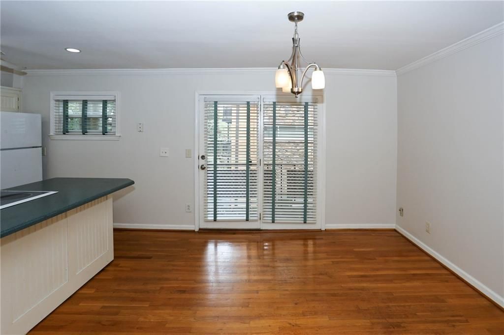 Building Photo - 115 Biscayne Dr NW