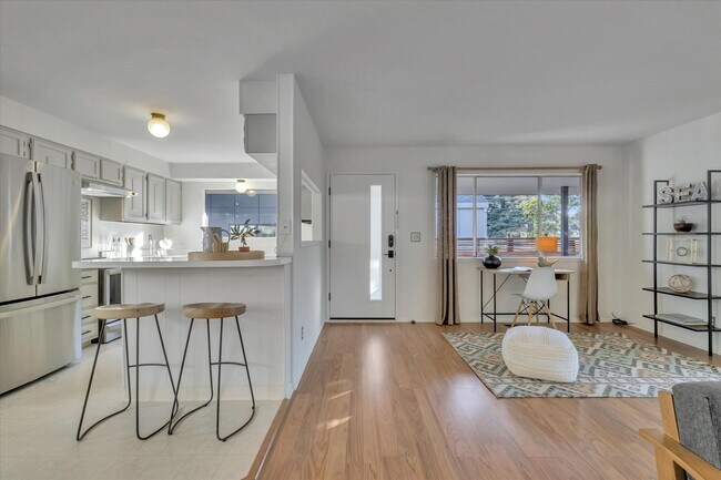 Building Photo - 103-109 Darlington