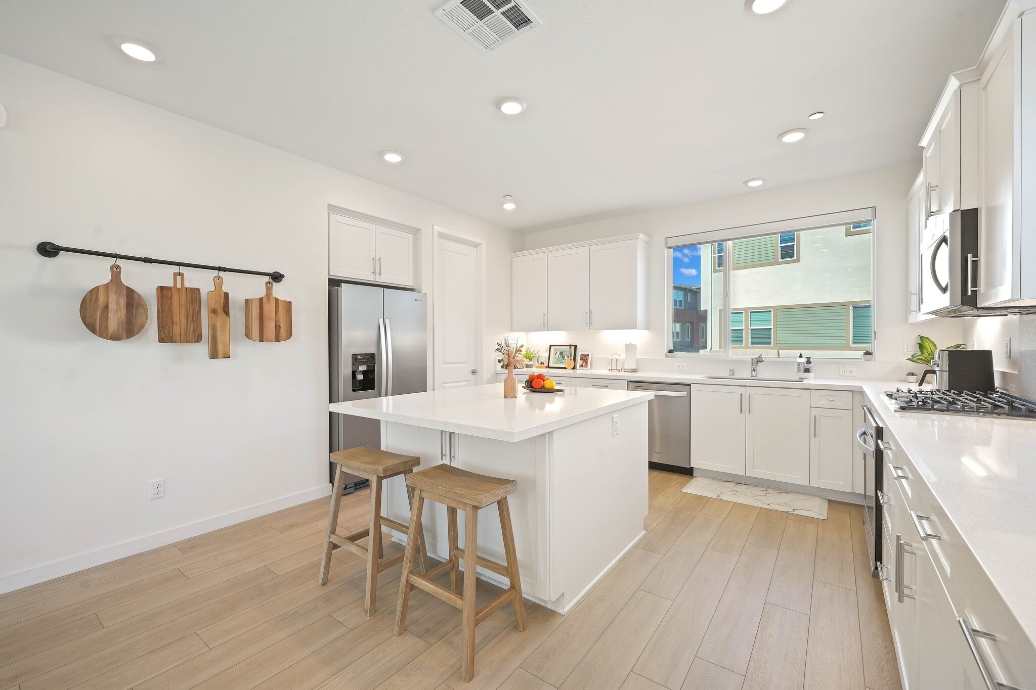 Kitchen | Main Second Level - 27586 Manzanita Way
