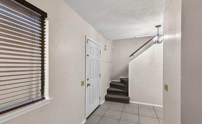 Building Photo - Live Where Convenience Meets Comfort in La...