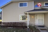 Building Photo - 12430 E Pacific Cir
