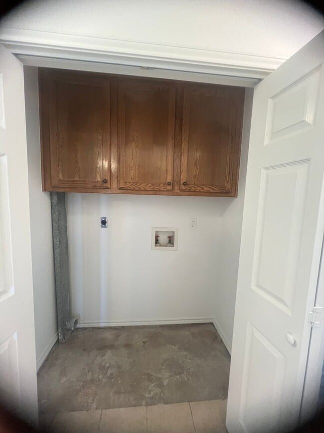 Building Photo - China Spring ISD Duplex
