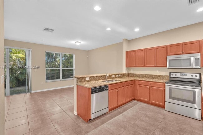 Building Photo - 3236 NW 31st Terrace