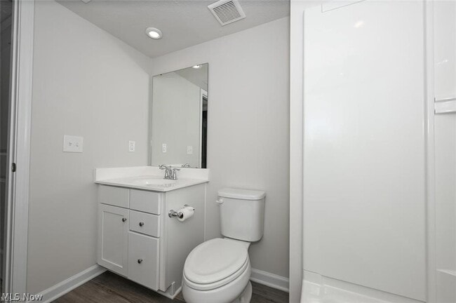 Building Photo - 158 Topsail