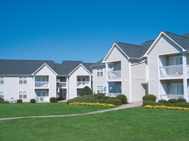 The Cloisters of Concord 843 Devonshire Rd Concord NC 28027