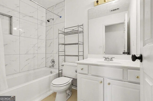 Building Photo - 2290 Berkeley Cove Ct NW