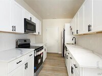 Building Photo - 5909 Cates Ave