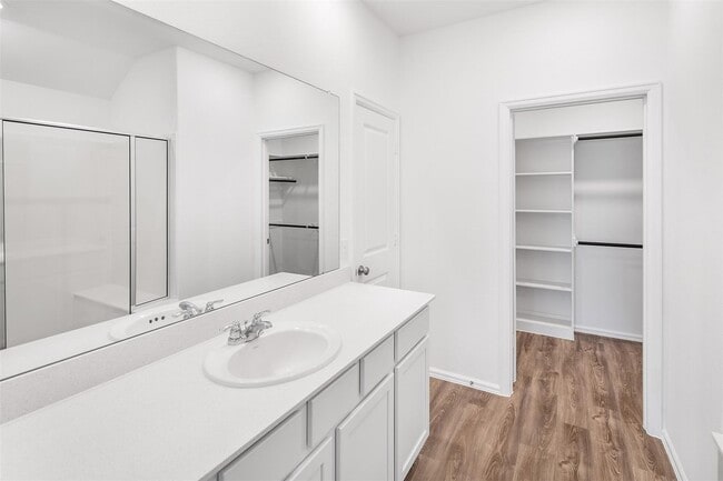 Building Photo - 5508 Knox Lndg Dr