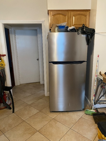 Building Photo - 13 Central Ave