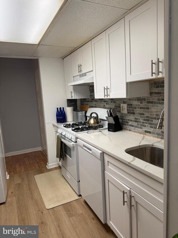 Building Photo - 2628 Welsh Rd