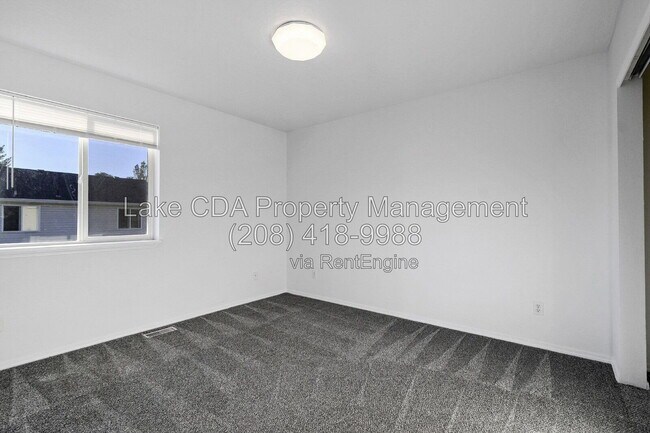Building Photo - 2675 W Beth Loop