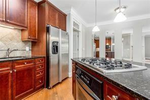 Building Photo - 825 Highland Ln NE