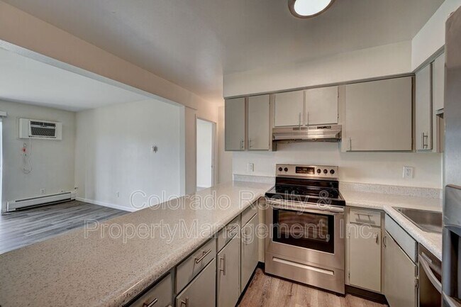 Building Photo - 5995 W Hampden Ave